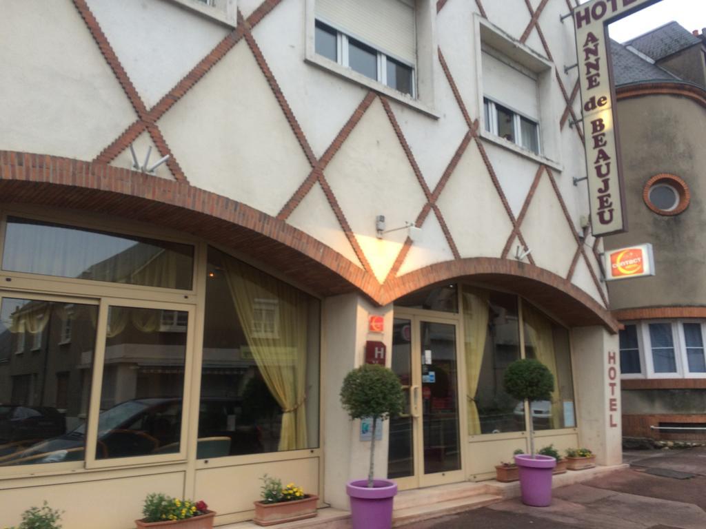 Anne De Beaujeu Gien Exterior foto